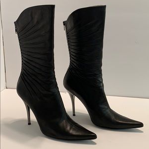 Victoria Secret Heeled Boot